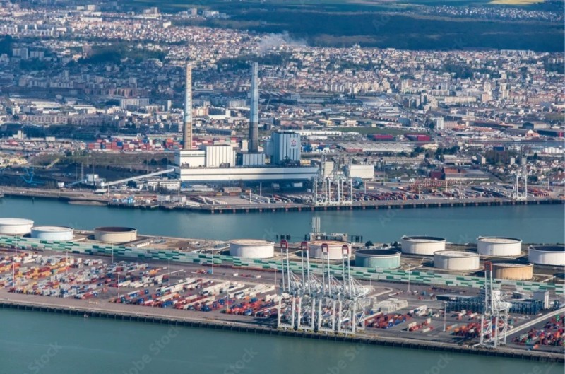 Transport de la gare du Havre vers la zone industrielle 